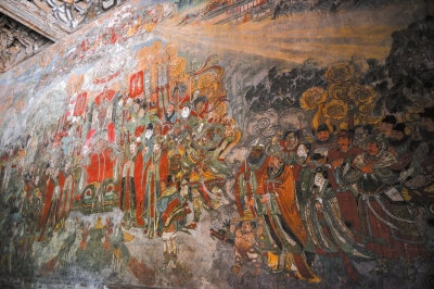 广胜寺下寺水神庙壁画,网红女壁画师的工作场地。