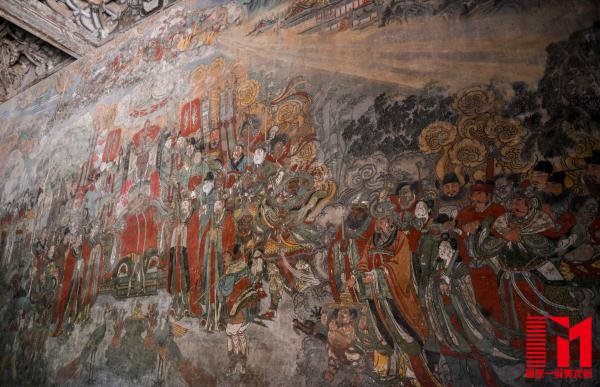 图为下寺水神庙壁画,网红女壁画师的工作场地。 东方IC 图