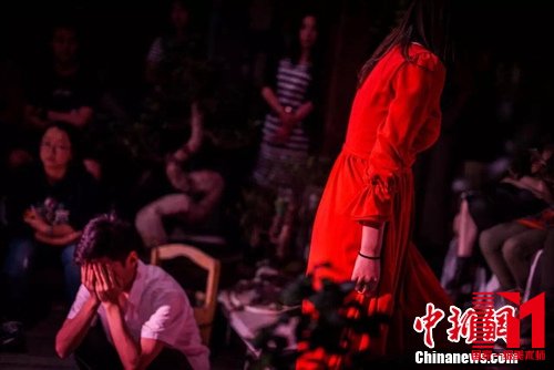 话剧《鼠辈》剧照