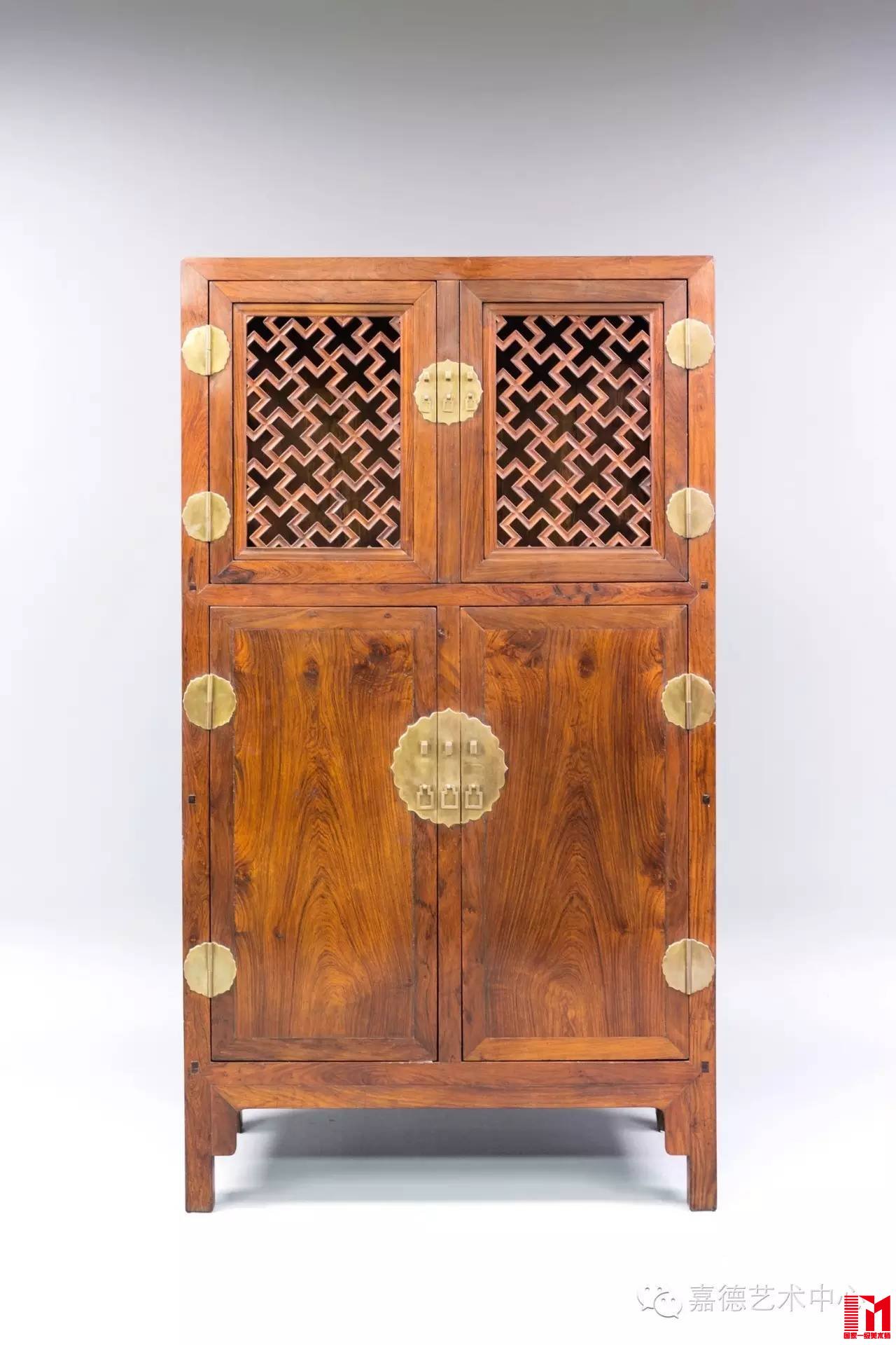黄花梨“卍”字花窗书柜 明末 十七世纪 长103 cm 深51.5 cm 高185 cm 研木得益收藏